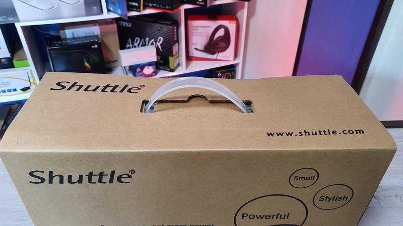 shuttle xh410g recensione