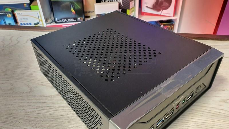 shuttle xh410g recensione